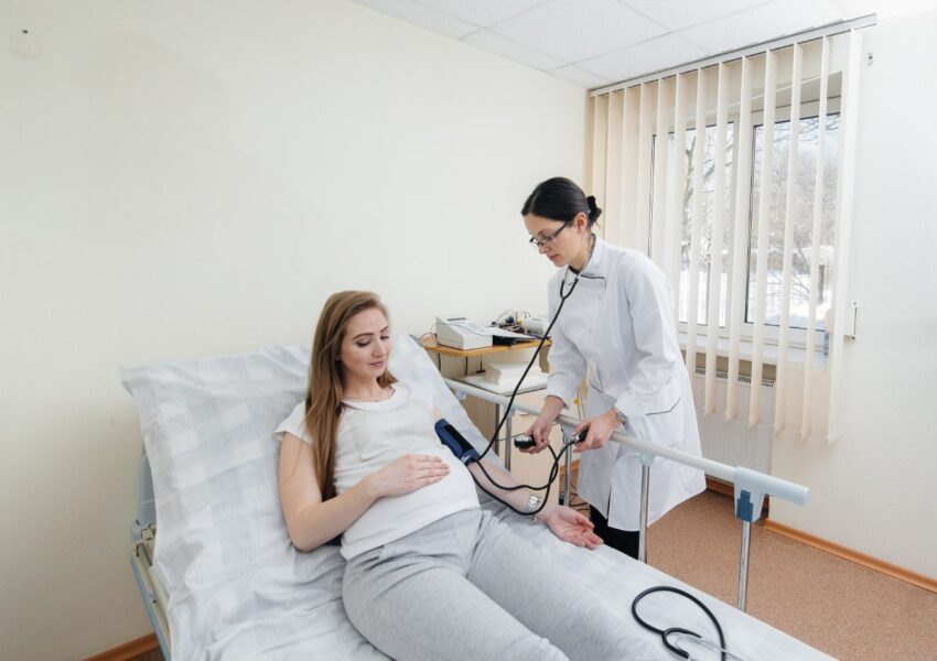 Preeclampsia & Eclampsia: Diagnosis, Prevention & Treatment in High-Risk Obstetrics
